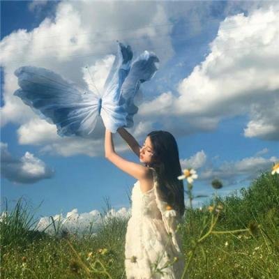 深居在内